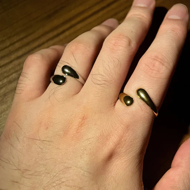 Anel Elegância Gota de Água Charlott